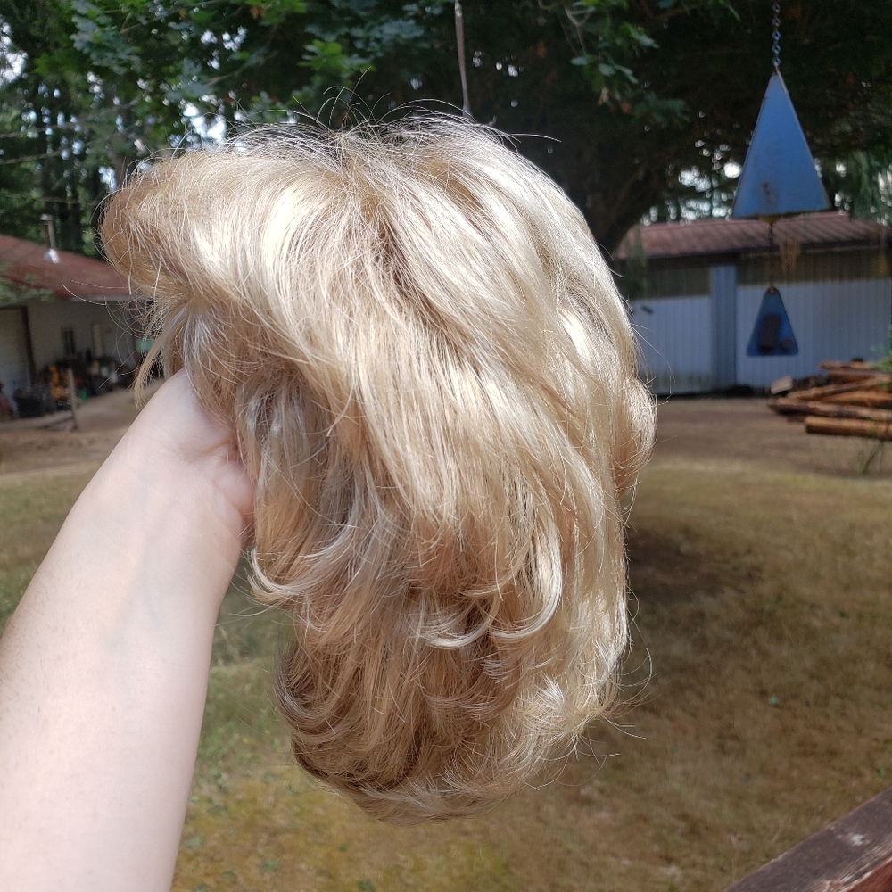 Toni Brattin Wig- (SHORT) Red Blonde Wig